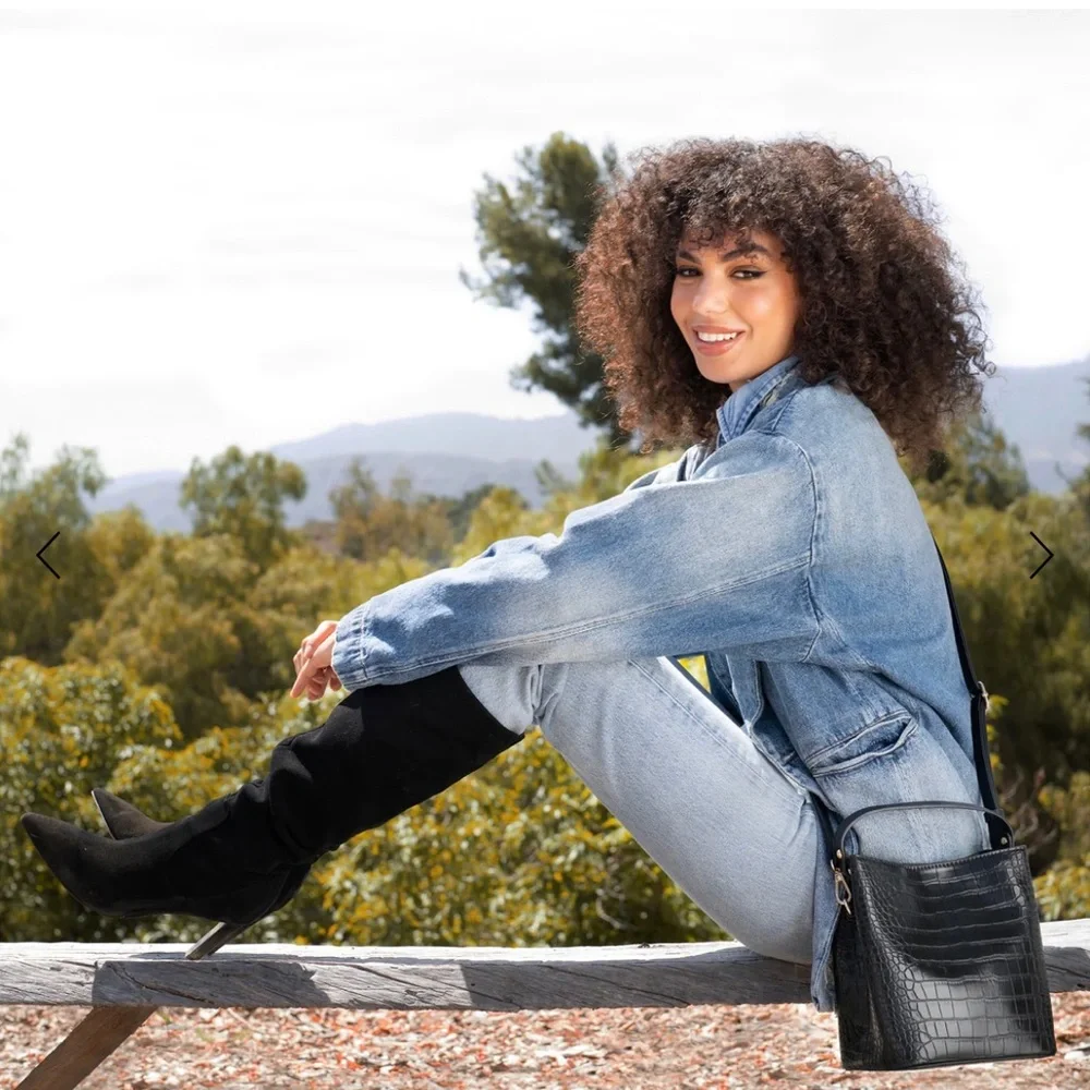 ALL OF THE ABOVE Elena Bucket Bag Black Croc‎ Vegan
